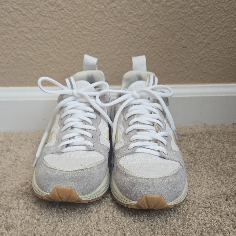 Veja Sneakers